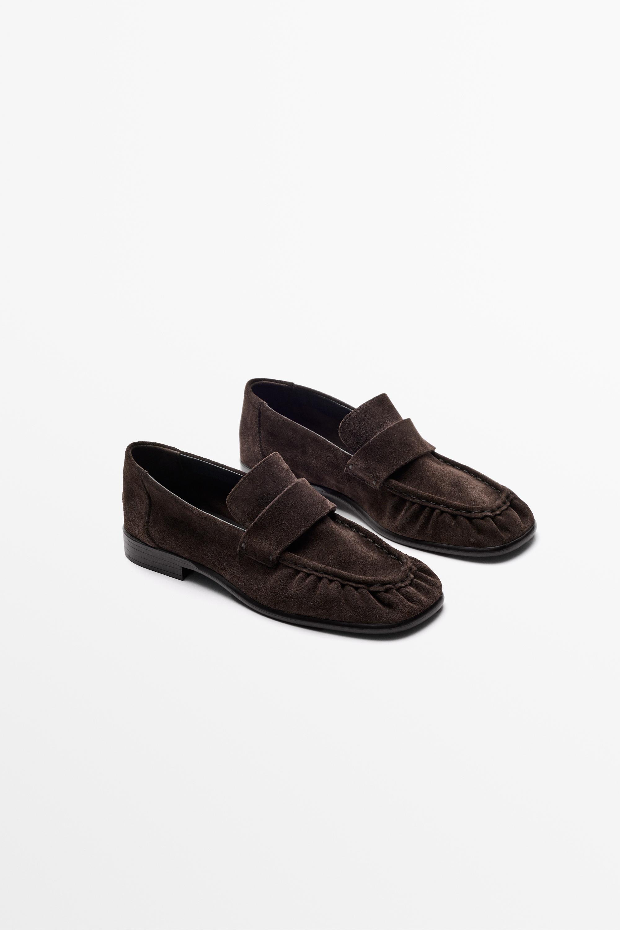 Mocassin froncé en croûte de cuir
